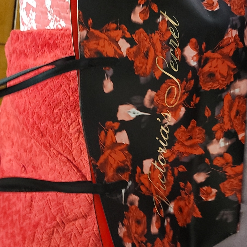 BRAND NEW Victoria secret Tote bag